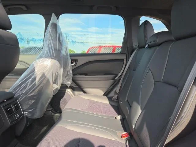 New 2026 CRYSTAL WHITE PEARL Subaru Limited image 23