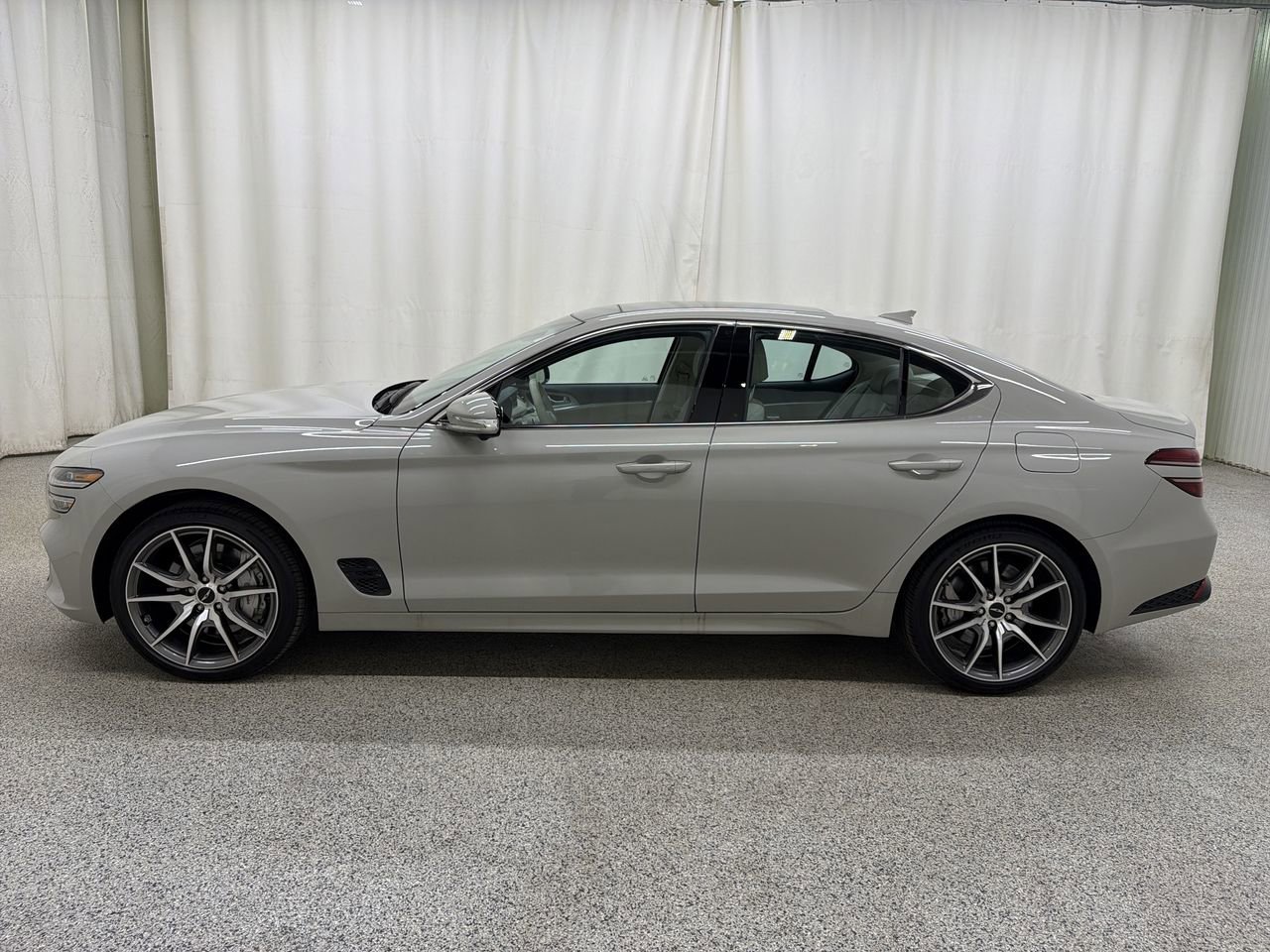 2026 GENESIS G70 Prestige - Photo 6