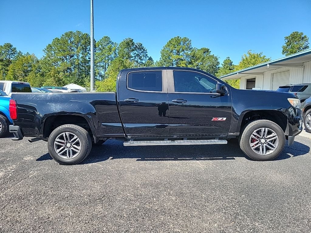 Used 2019 Black Chevrolet Z71 image 10
