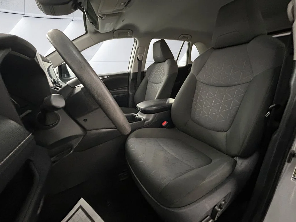 Used 2024 Silver Toyota XLE image 8