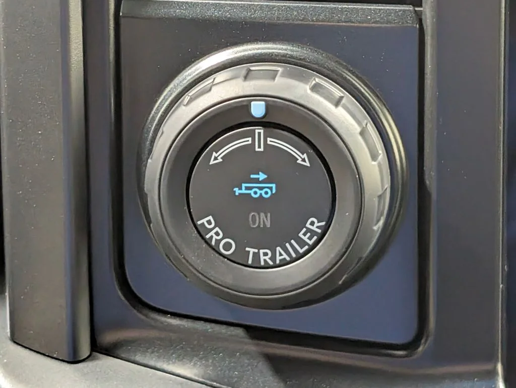 New 2026 Oxford White Ford Tremor® image 7