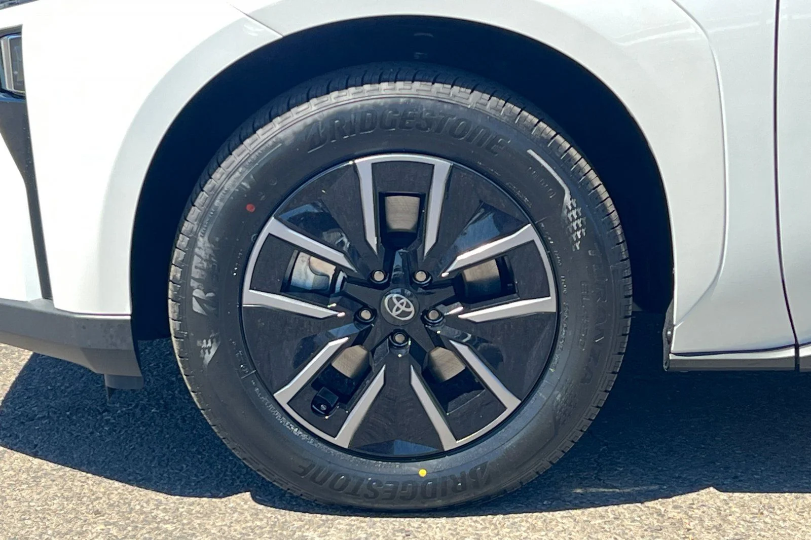 New 2026  Toyota XLE Plus image 24