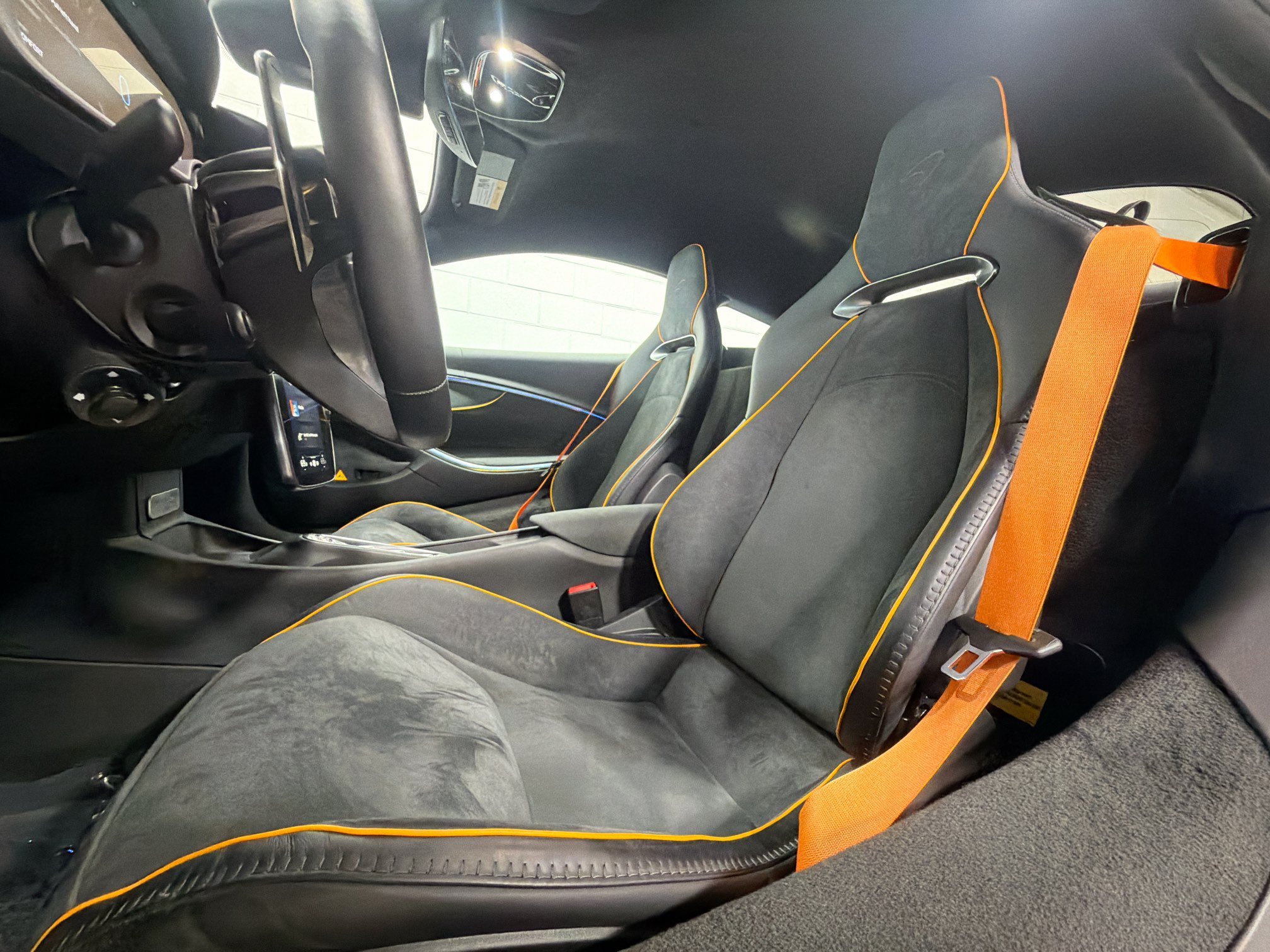 Used 2023 Ludus Blue McLaren Performance image 5