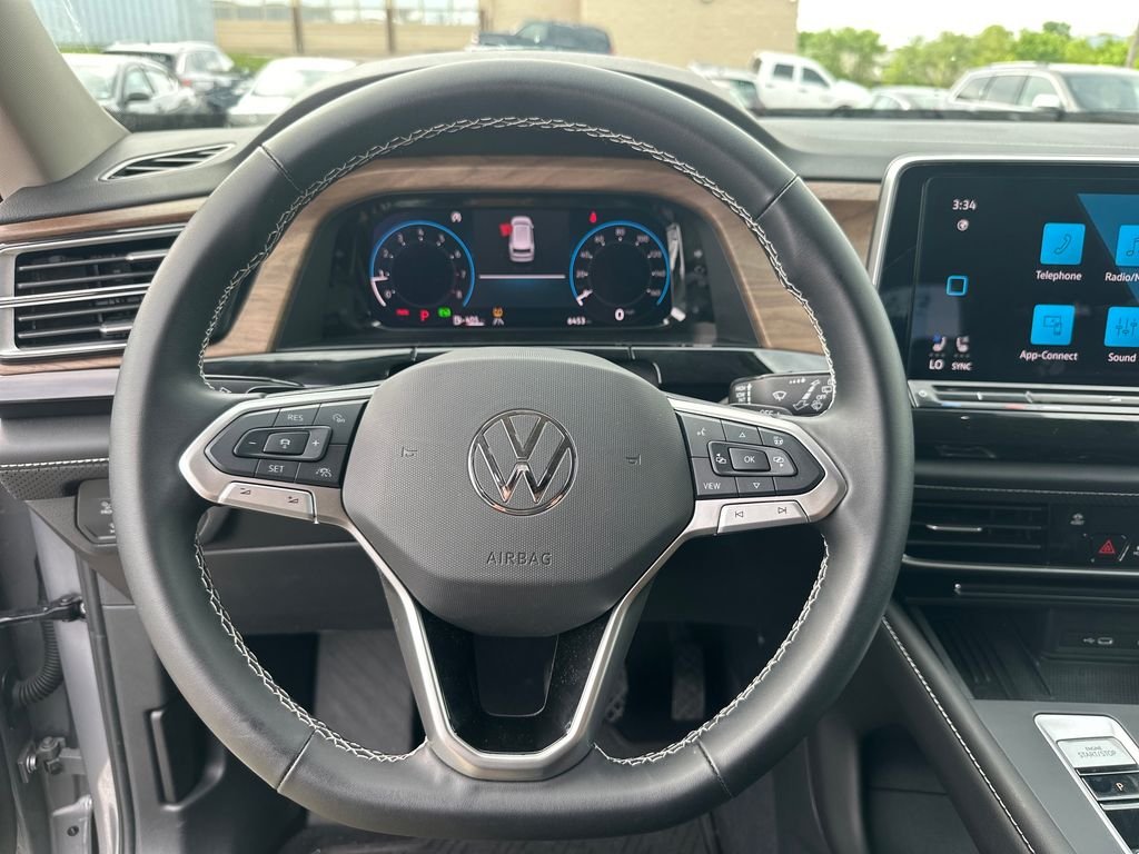 New 2026 Silver Volkswagen 2.0T SE image 10