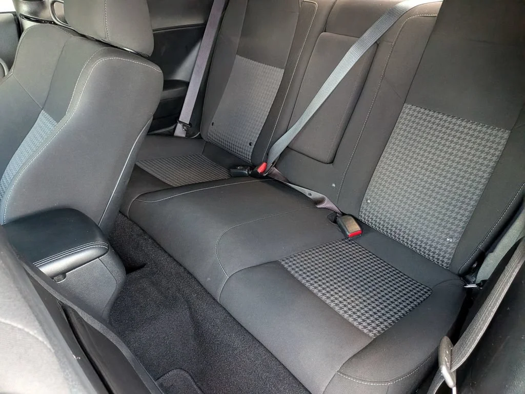 Used 2022  Dodge GT image 34