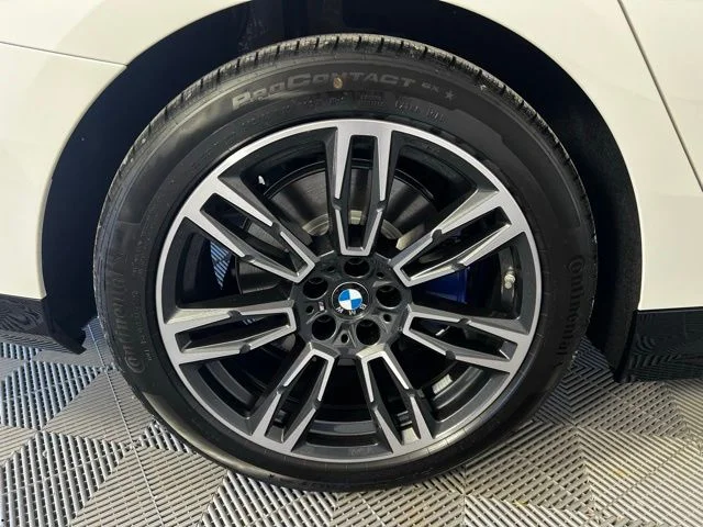 New 2026 Alpine White BMW 530i image 49
