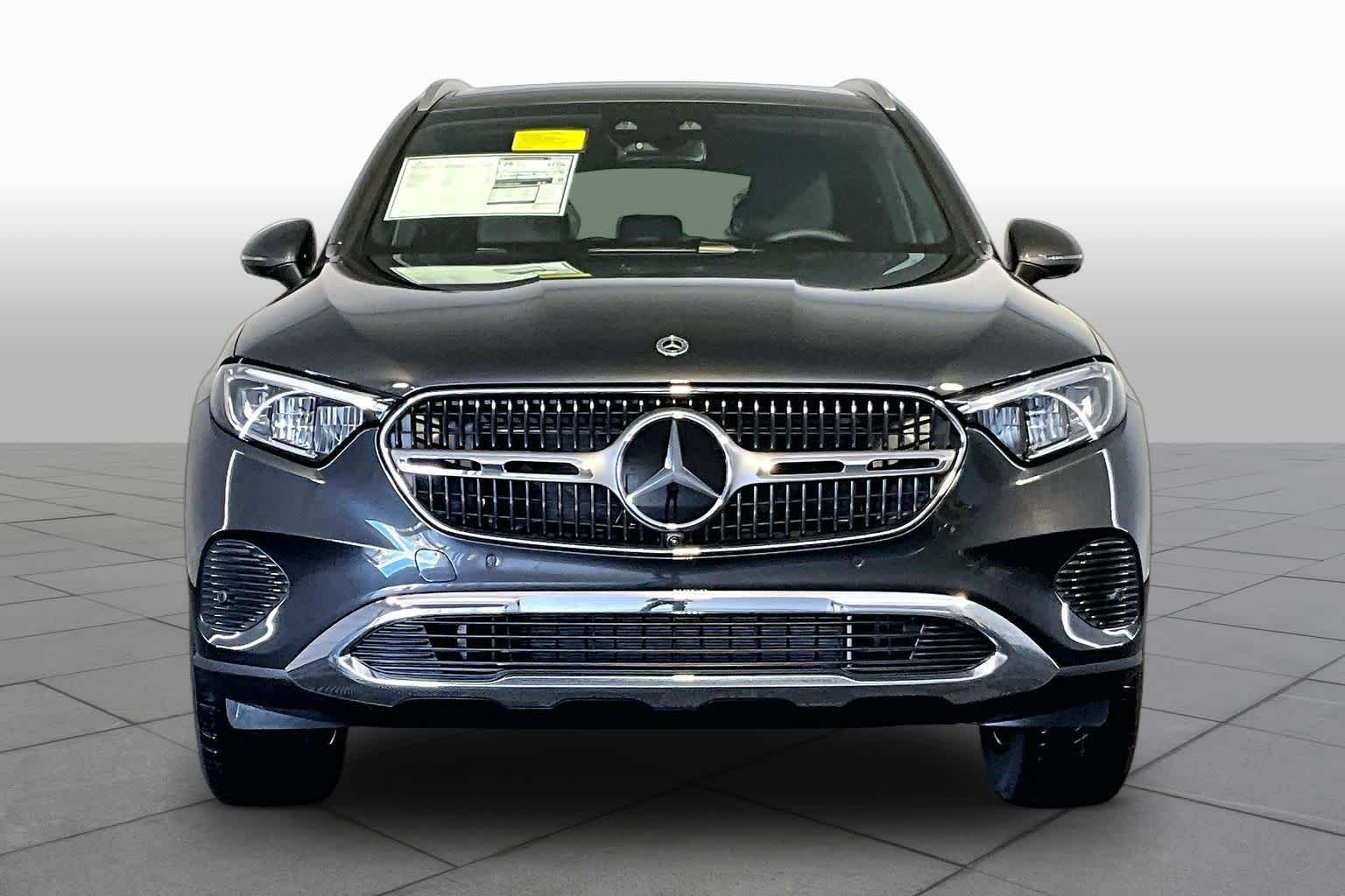 New 2027 Graphite Grey Metallic Mercedes-Benz GLC 300 image 2