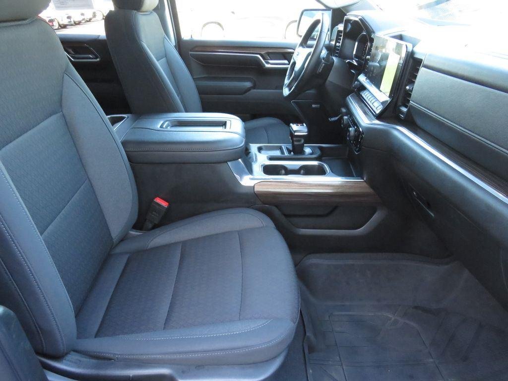 Used 2022 Cherry Red Chevrolet RST image 21