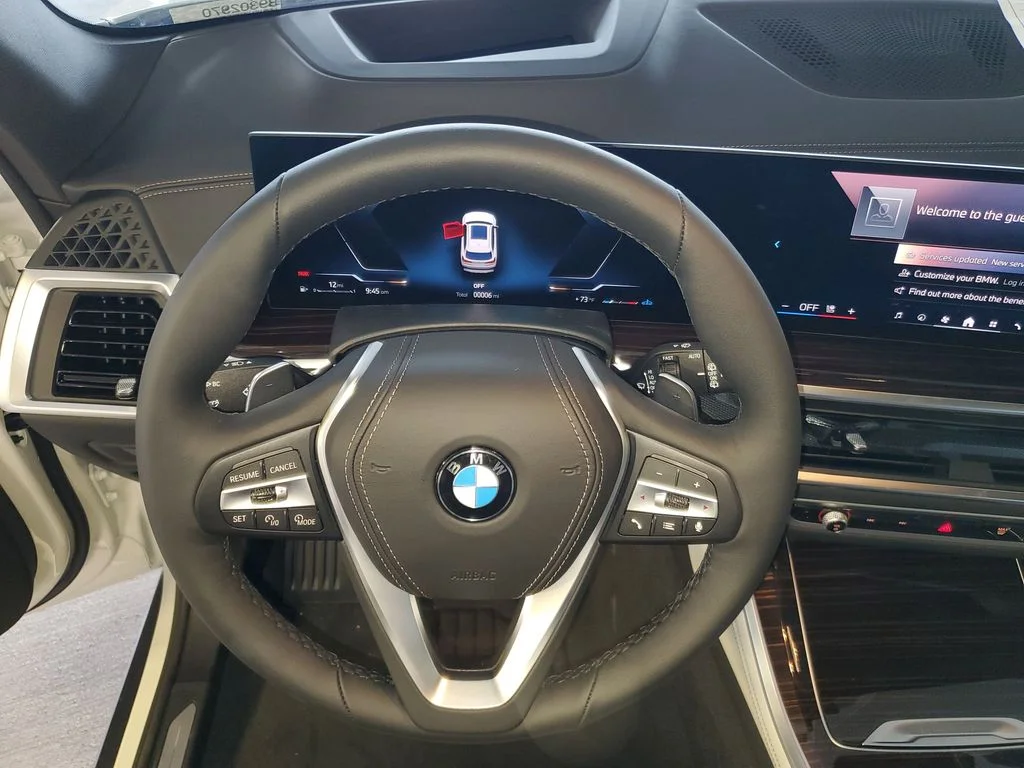 Used 2026 White BMW sDrive40i image 18