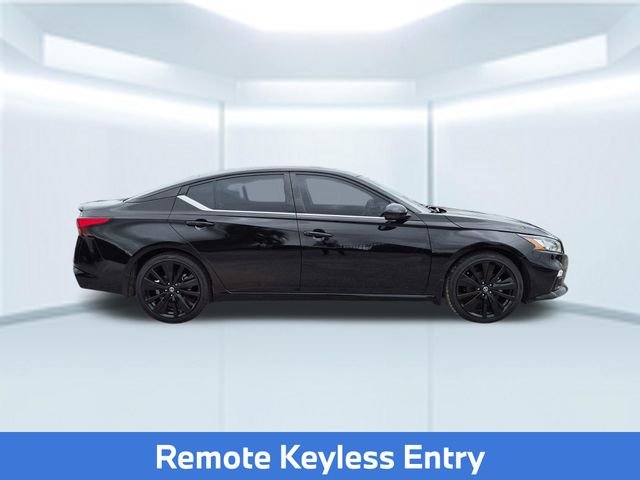 Used 2022 Black Nissan 2.5 SR image 8