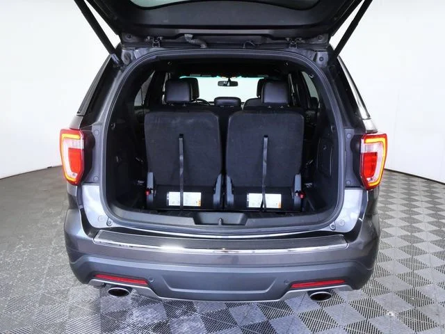 Certified Used 2018 Gray Ford XLT image 9