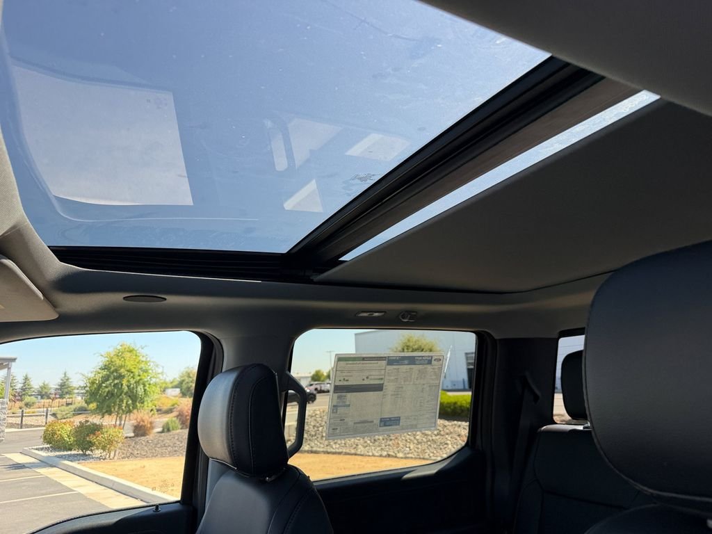 New 2026 Carbonized Gray Metallic Ford F-250® Lariat® image 28