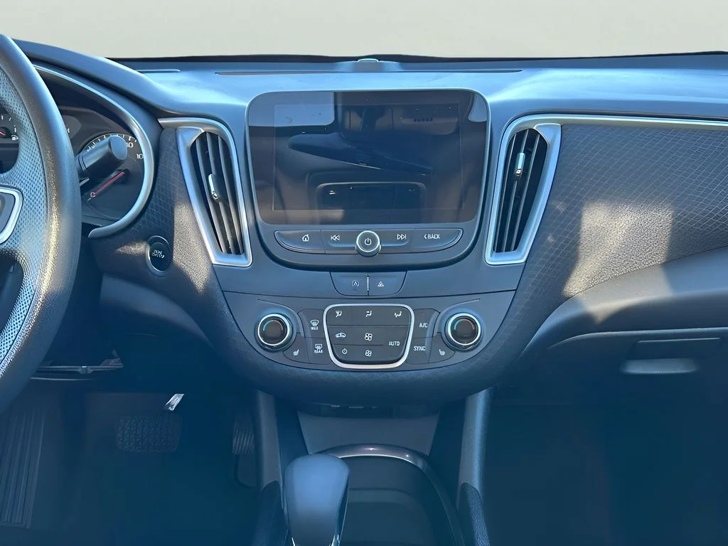 Used 2024 Blue Chevrolet LT image 19