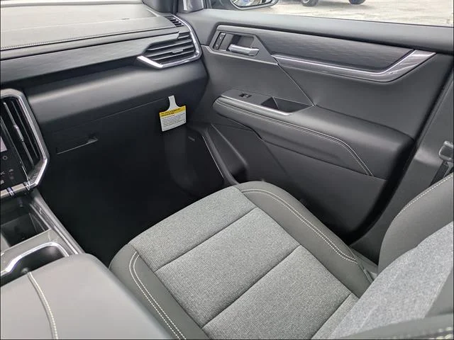 New 2027 Ebony Twilight Metallic GMC Elevation image 14