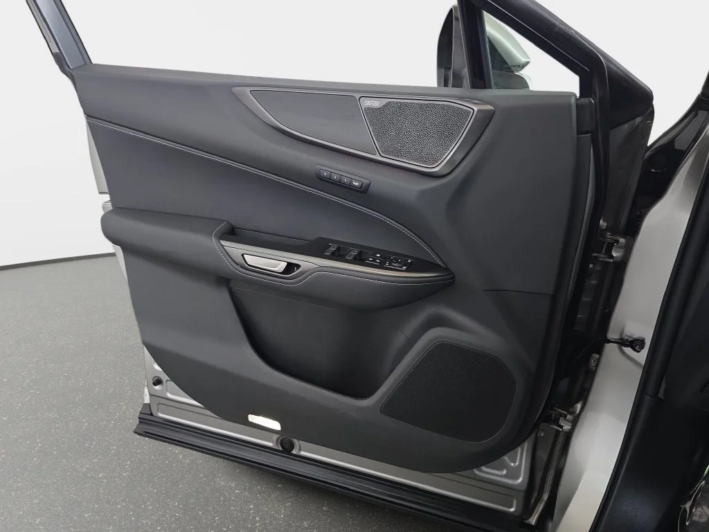 Used 2024 ATOMIC SILVER Lexus 350h Luxury image 27