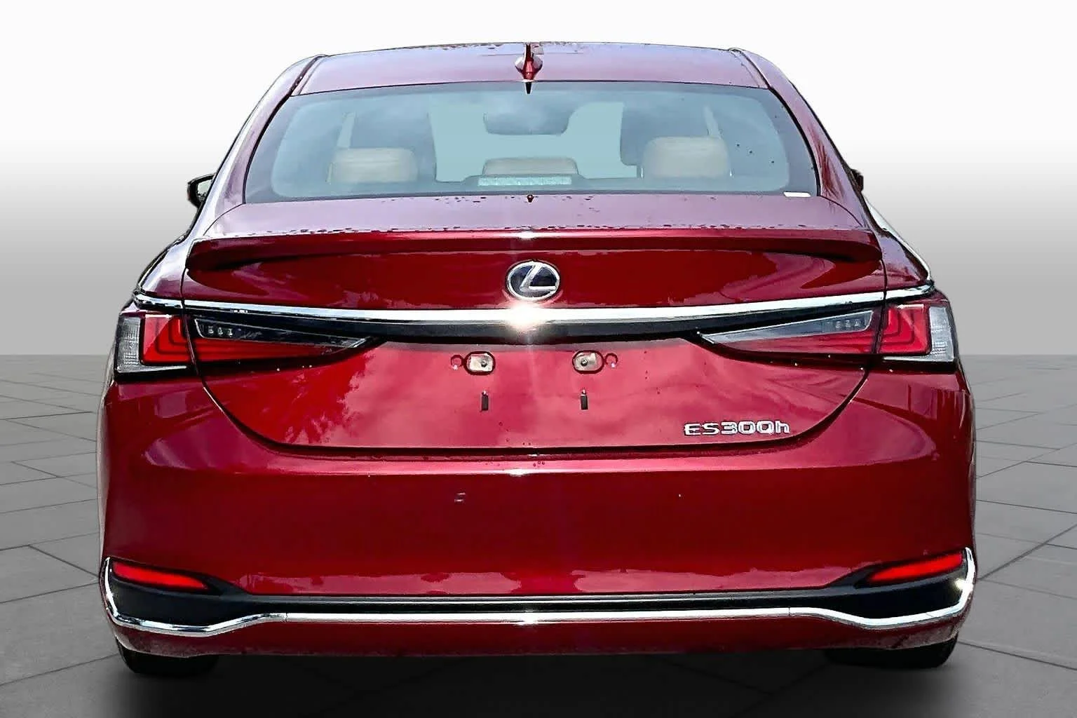 Used 2019 Matador Red Mica Lexus Ultra Luxury image 5