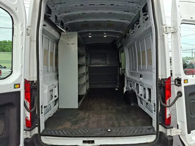 Used 2021 White Ford  image 29