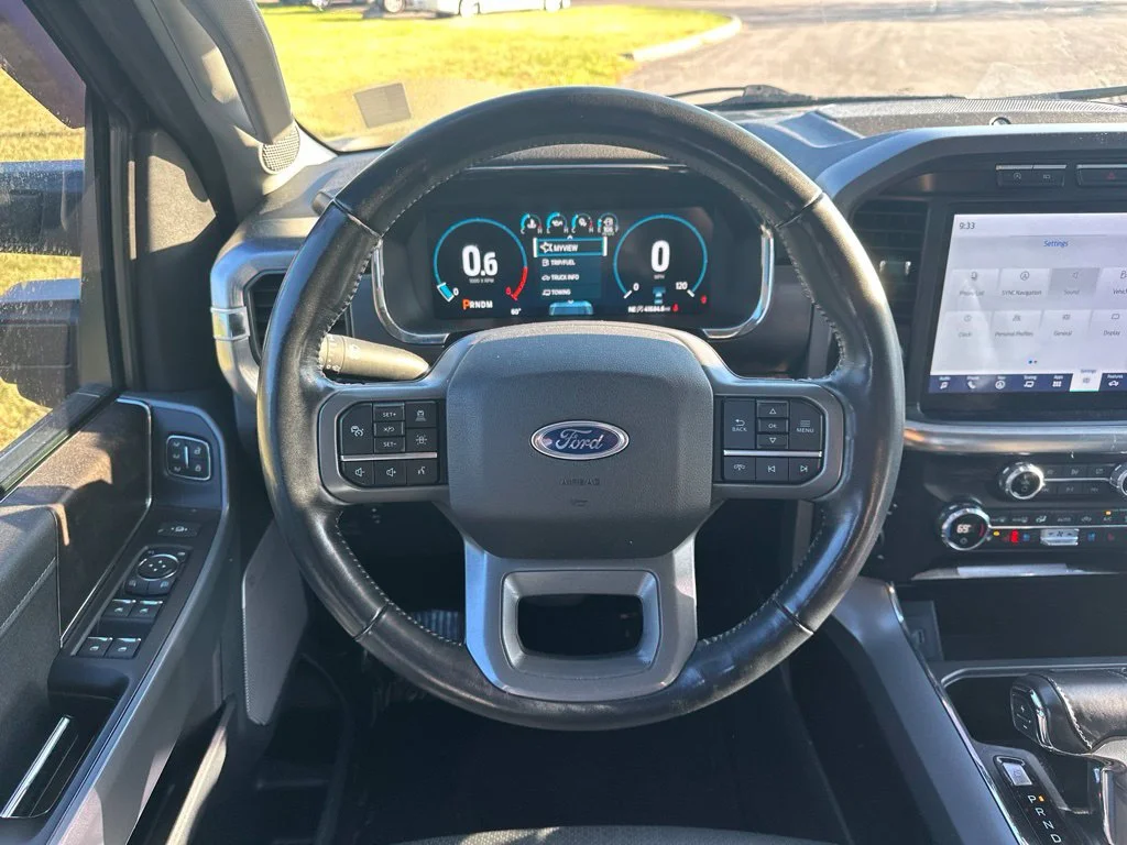 Used 2021 Blue Ford Lariat image 18