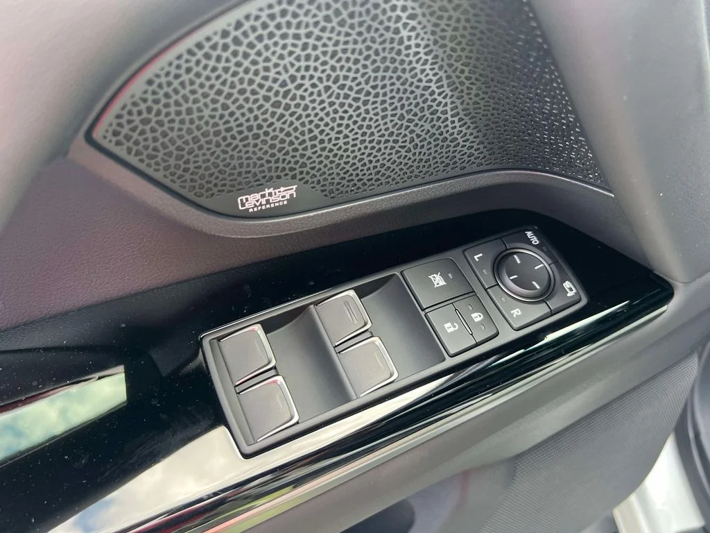 2026 Lexus LX 700h Luxury - Photo 14