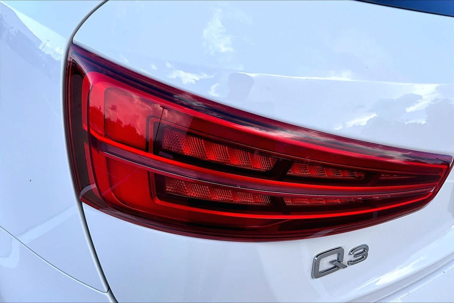 Used 2017 Cortina White Audi Premium image 29