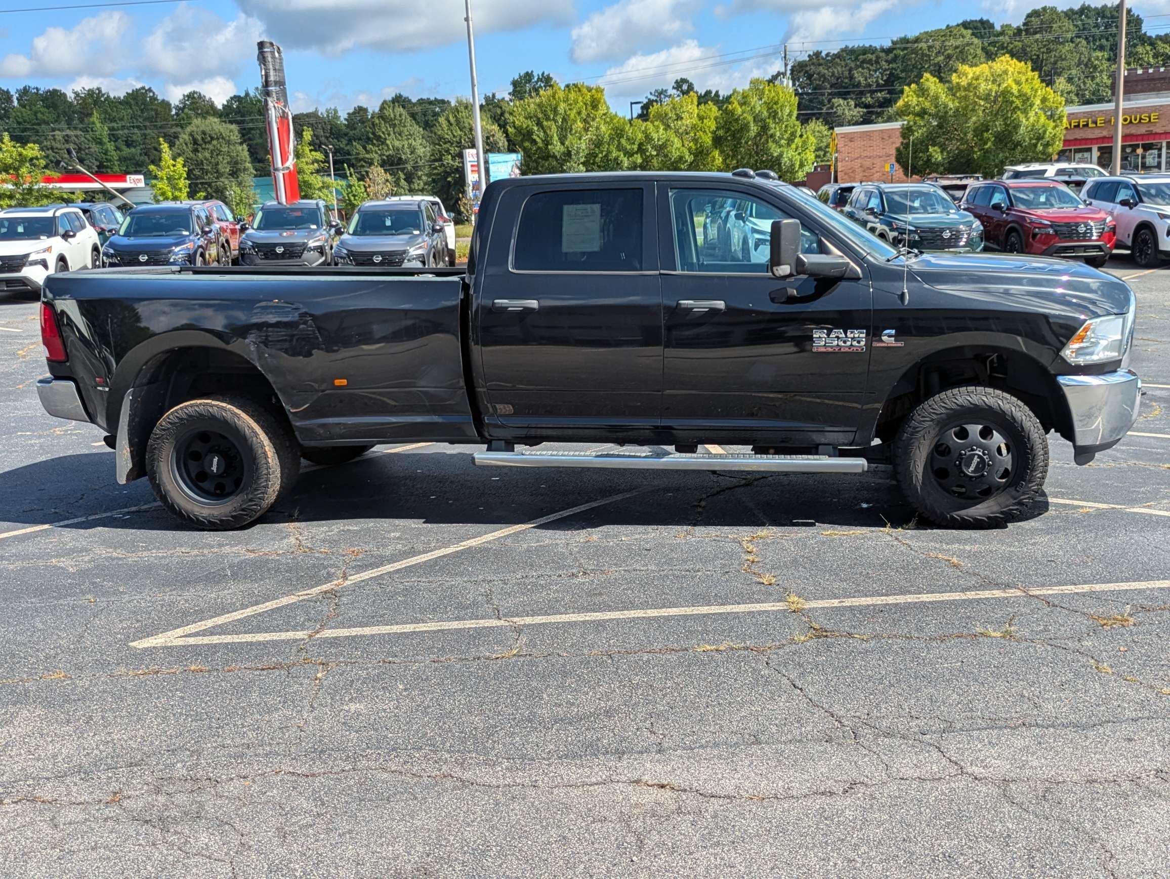 Used 2017 Black Ram Tradesman image 2
