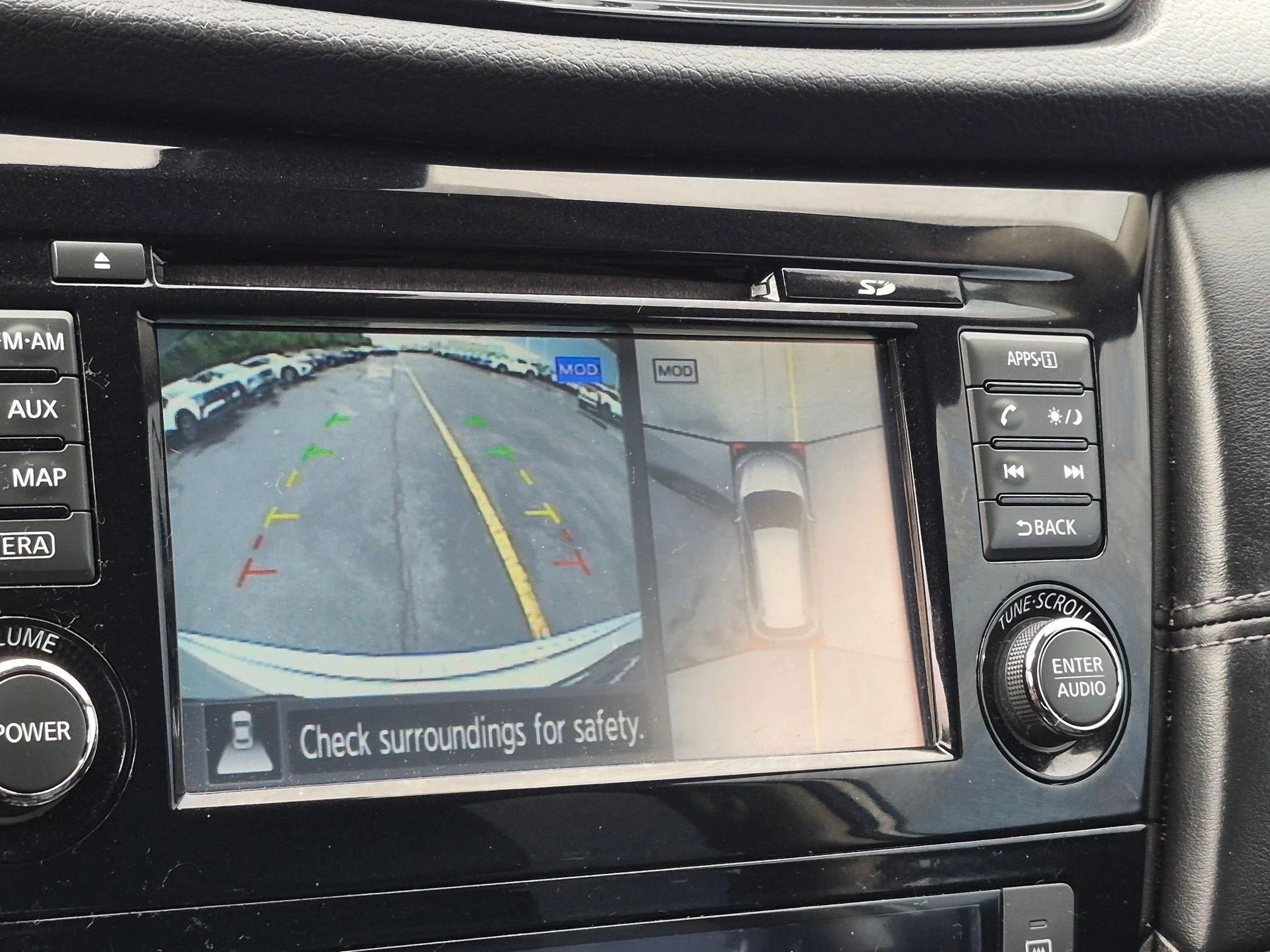 Used 2017 Brilliant Silver Nissan SL image 20