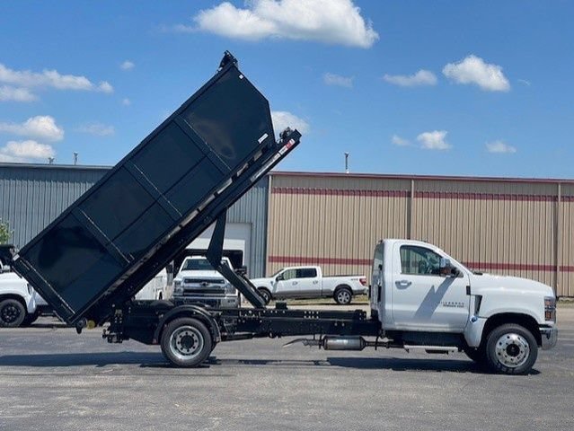 2023 Chevrolet Silverado 6500 HD