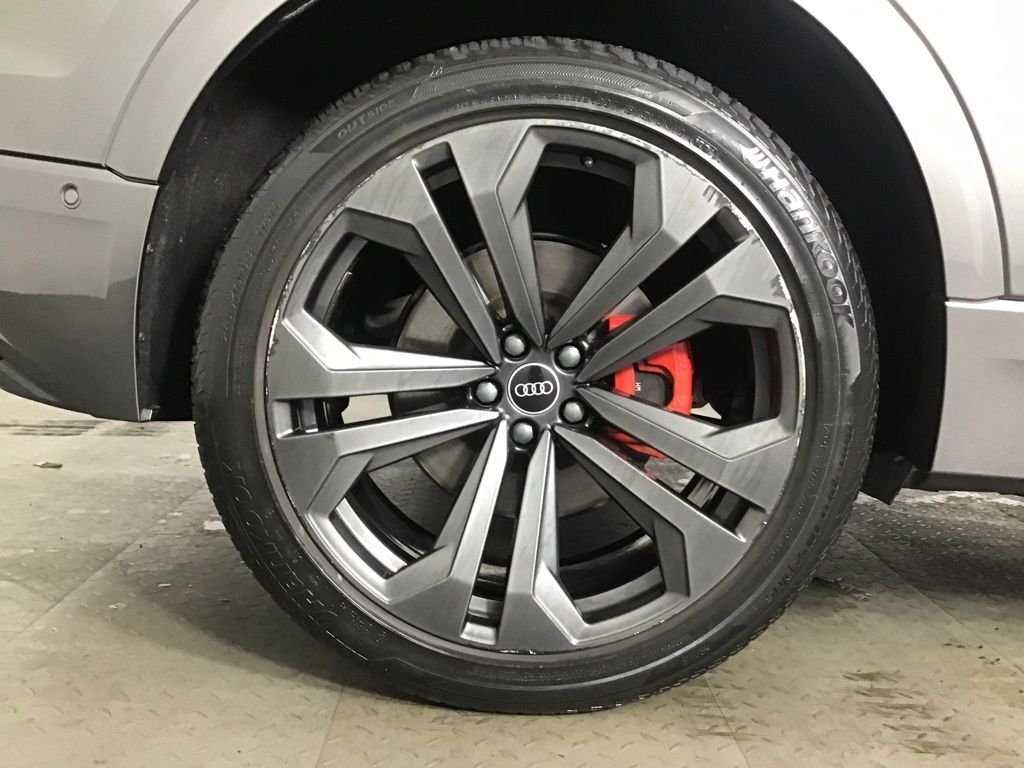 Used 2022  Audi 55 Prestige image 13