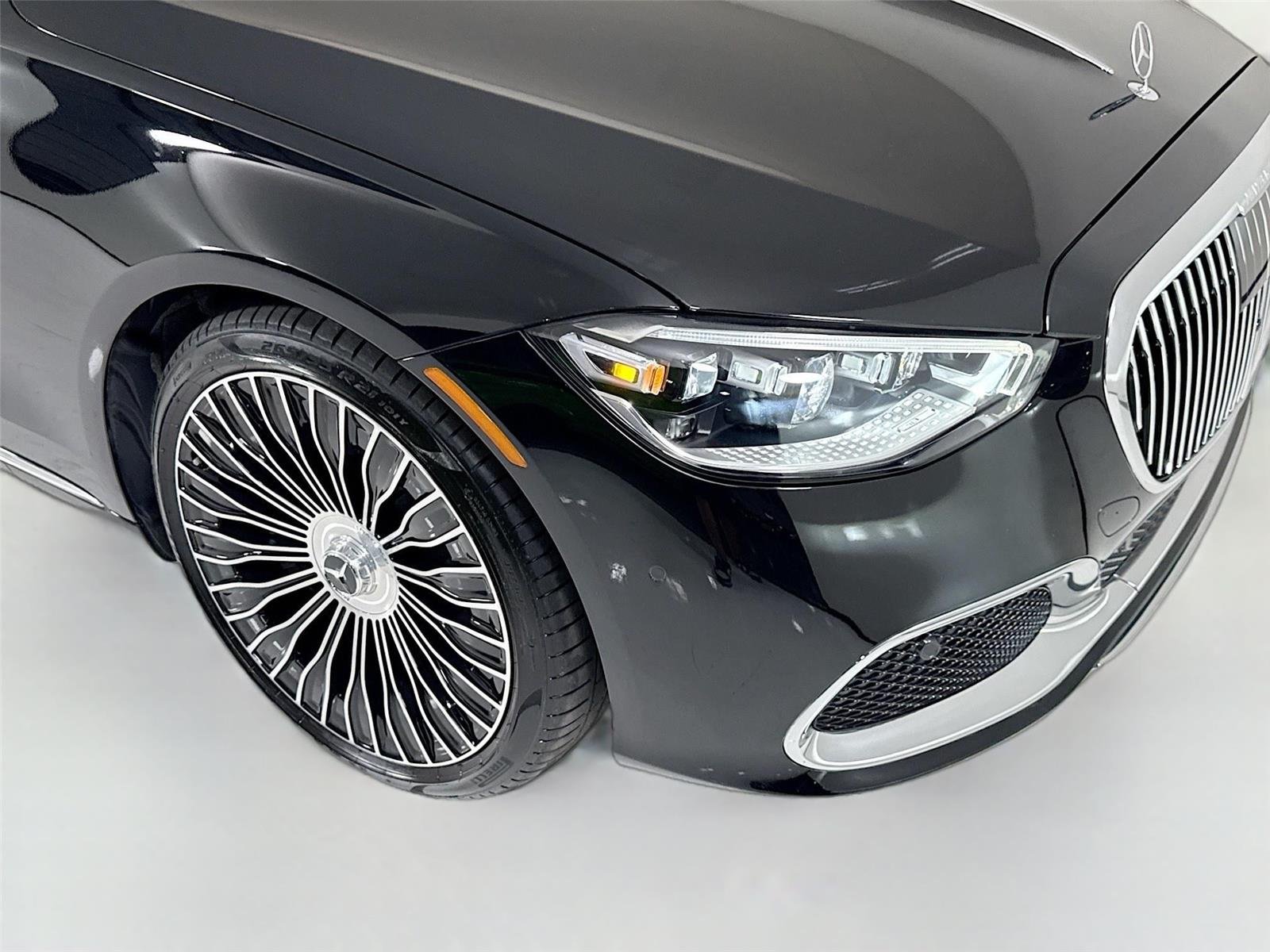 Used 2022 Black Mercedes-Benz Maybach S 580 | Exec Seating | Rear TVs image 41