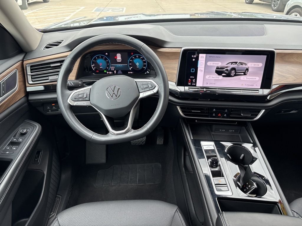 2024 Volkswagen Atlas SE w/Tech - Photo 8