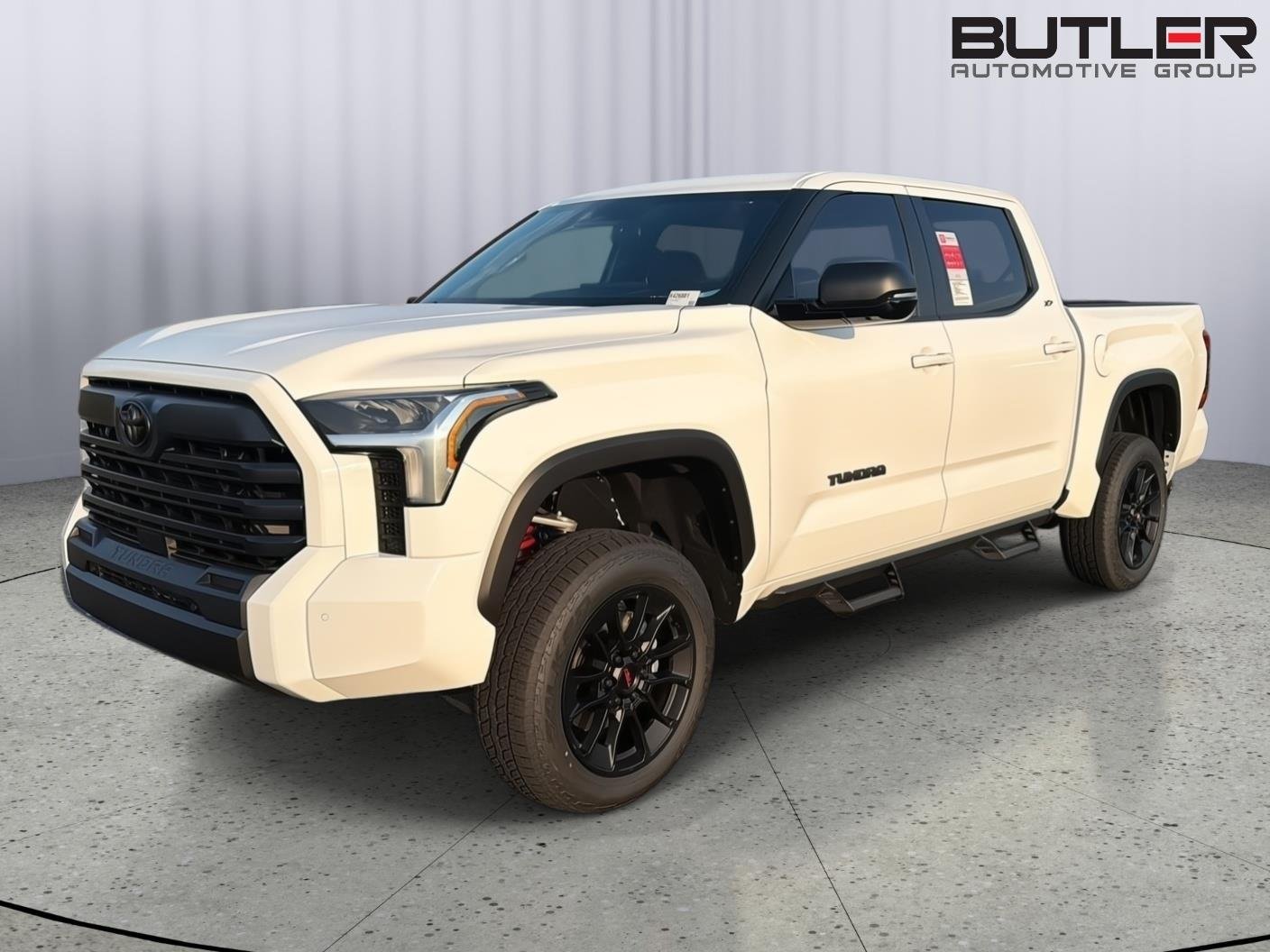 New 2026 Ice Cap Toyota SR5 image 2