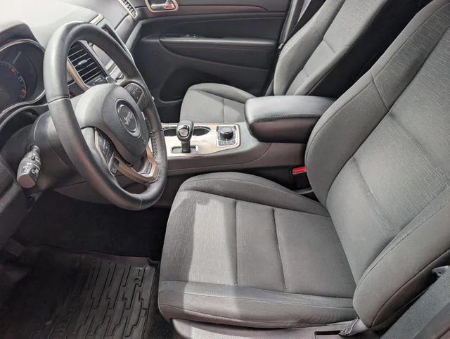 Used 2014 Brilliant Black Crystal Pearlcoat Jeep Laredo image 8