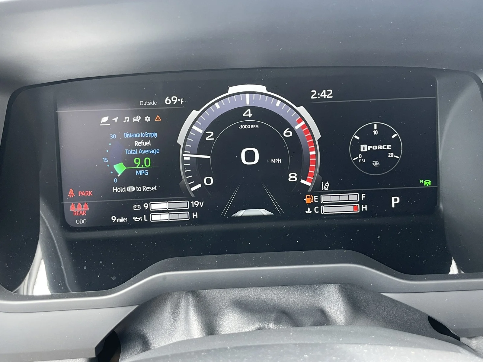 New 2026 Wind Chill Pearl Toyota Platinum image 20