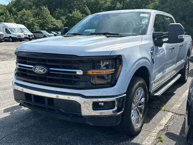 Used 2025 White Ford XLT image 3