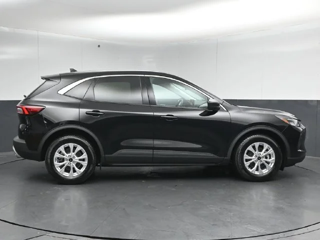 Certified Used 2023 Black Metallic Ford Active image 8