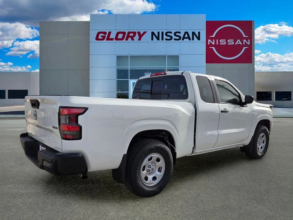 New 2026 Glacier White Nissan King Cab® S image 4