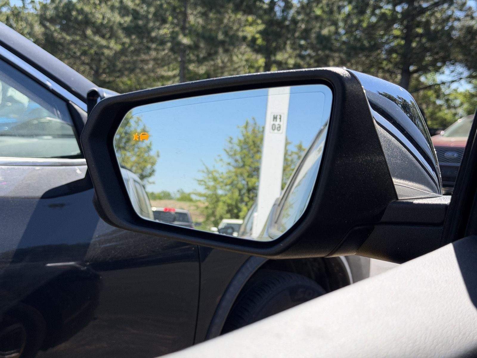 Used 2019 Ebony Twilight Metallic GMC Denali image 10