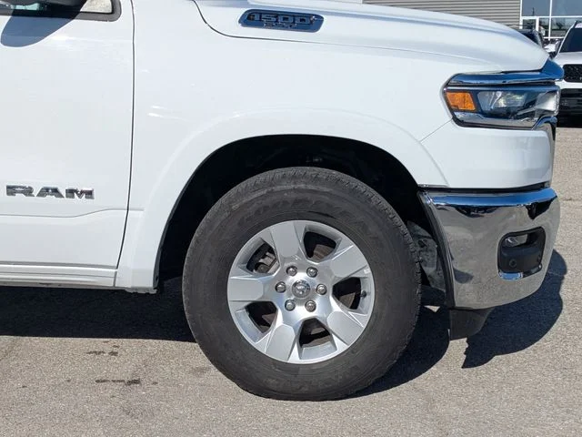 Used 2025 White Ram Big Horn/Lone Star image 11