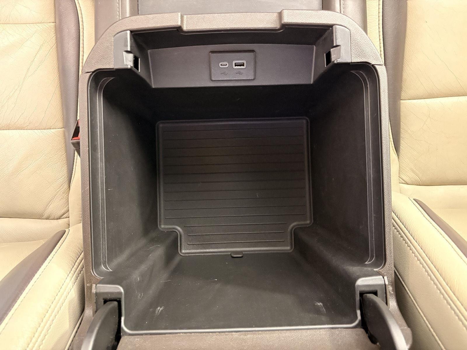 Used 2022 Summit White GMC SLE image 35