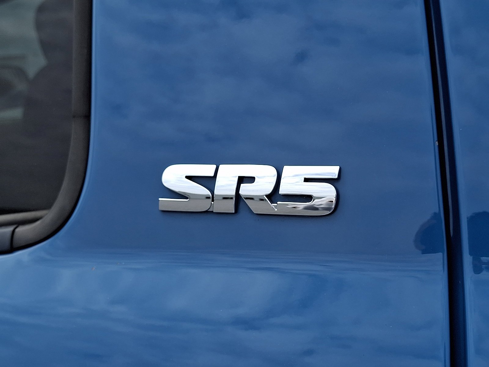Used 2019 Cavalry Blue Toyota SR5 image 31