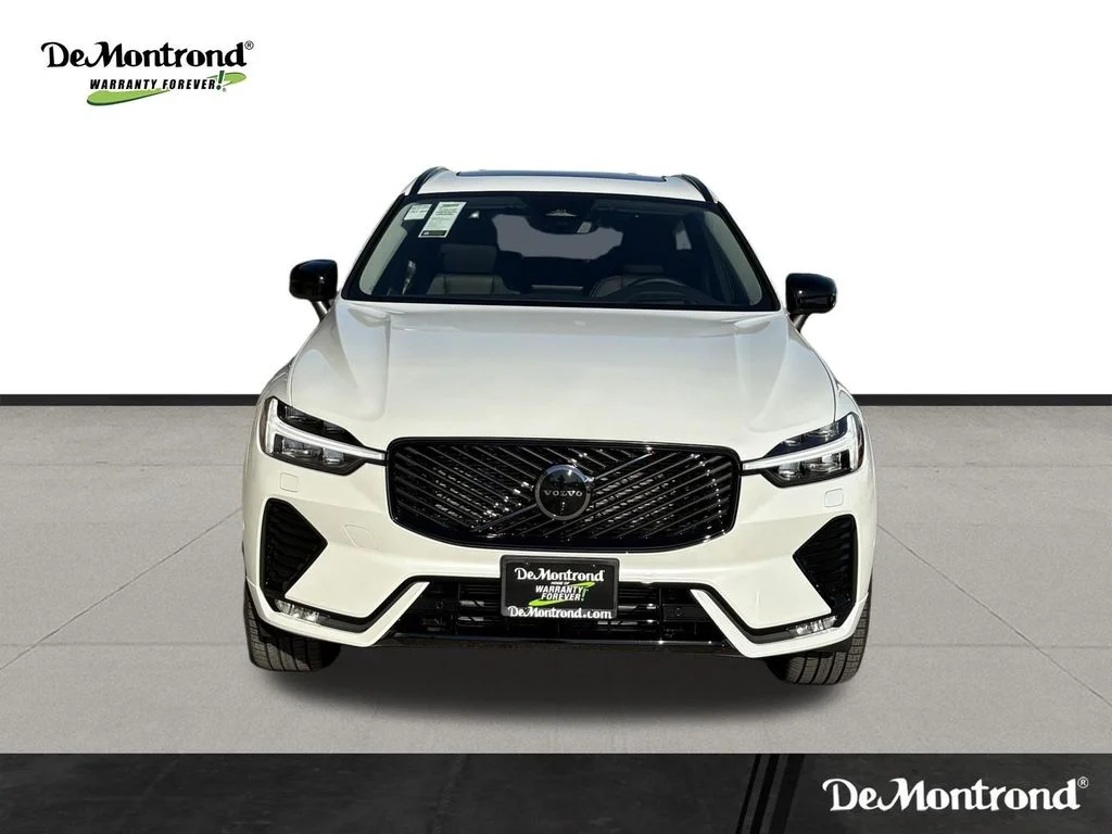 New 2026 Crystal White Volvo Ultra image 2