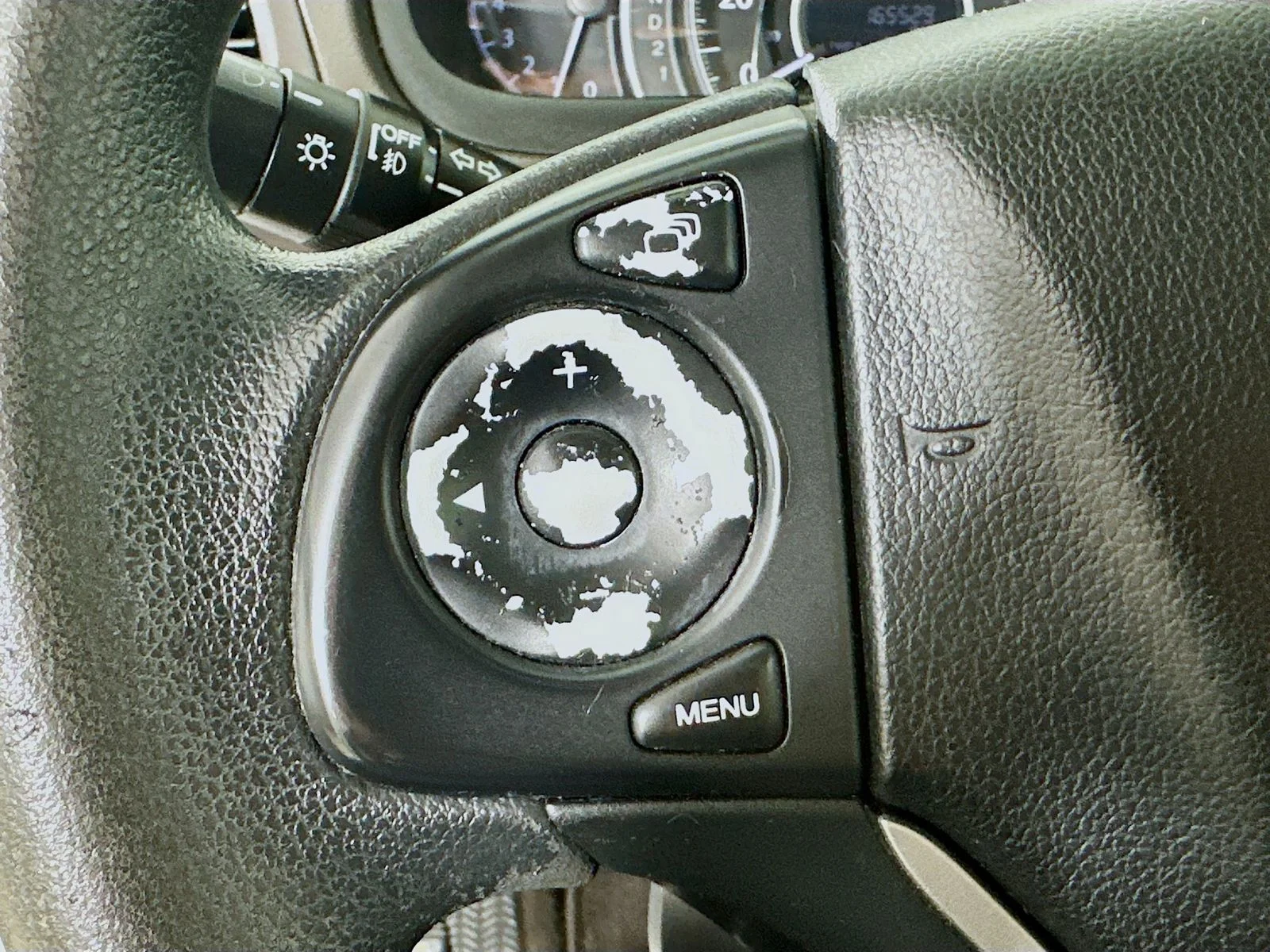 Used 2012 White Honda  image 17