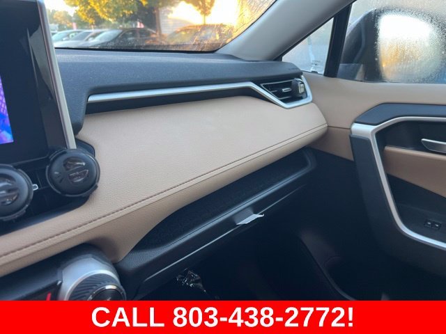 Used 2024  Toyota XLE Premium image 29