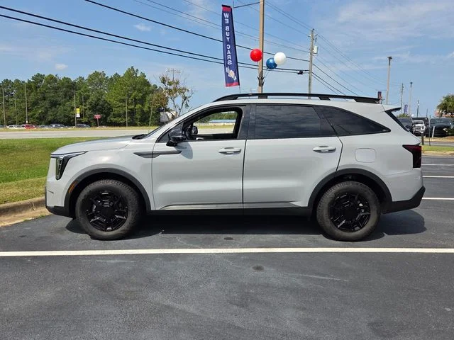Used 2025 Gray Kia X-Pro SX Prestige image 4
