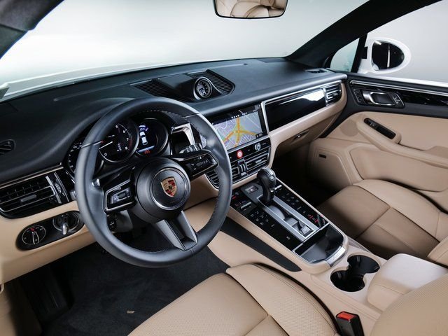 2025 Porsche Macan Base - Photo 20