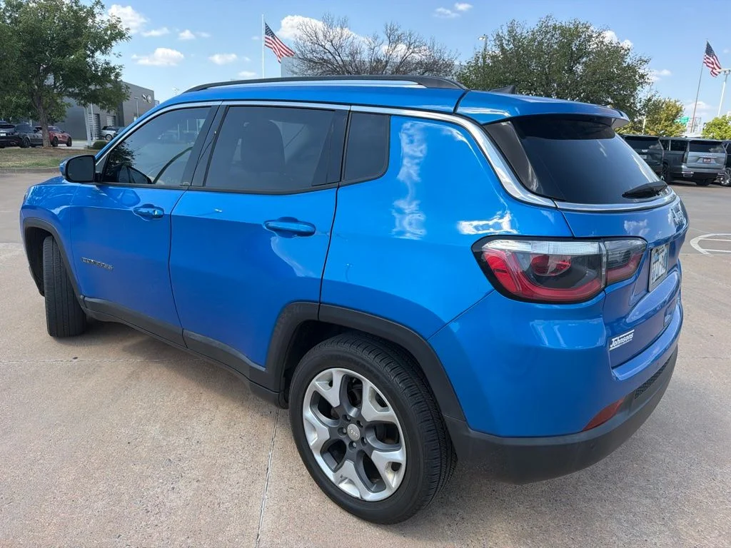 Used 2018 Blue Jeep Limited image 2