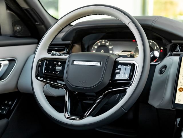 New 2026 Batumi Gold Land Rover Dynamic SE image 19