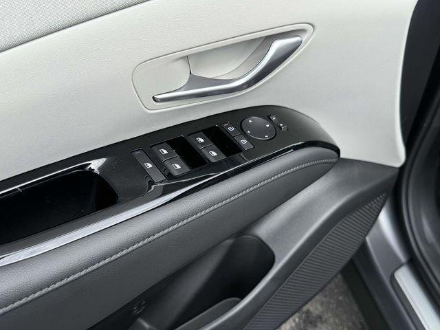 New 2025 Gray Hyundai Limited AWD image 30