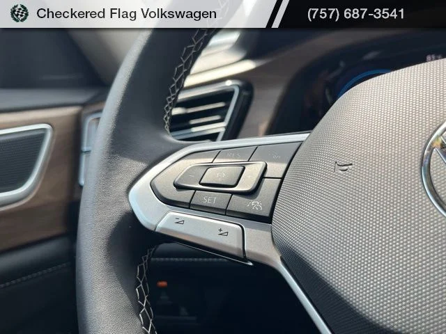 New 2026 Silver Volkswagen 2.0T SE w/Technology image 37