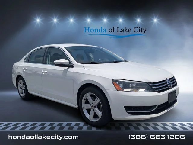2012 Volkswagen Passat SE w/Sunroof AUTO PZEV's photo